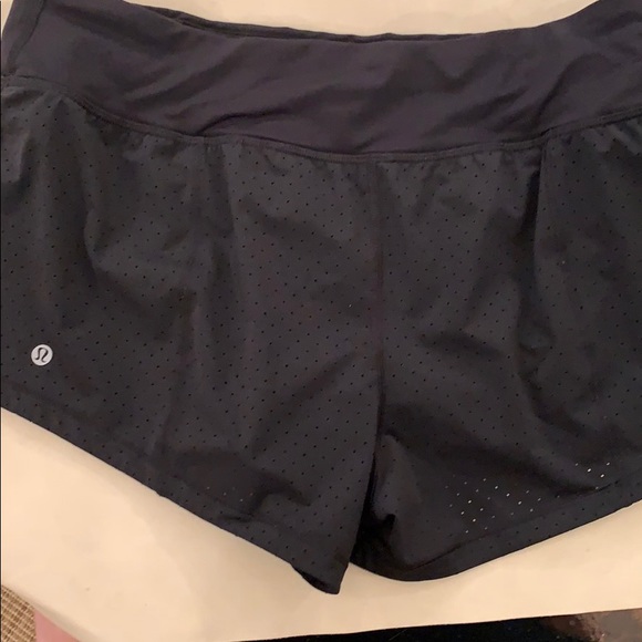 Limited edition lululemon short - Picture 2 of 2